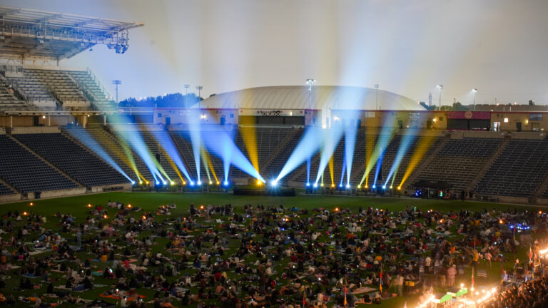 Lights add ambiance to the drone performance.